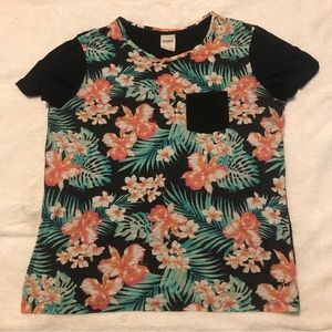 3/20$ Pink Victoria Secret - Flower Hawaiian Shirt w/pocket